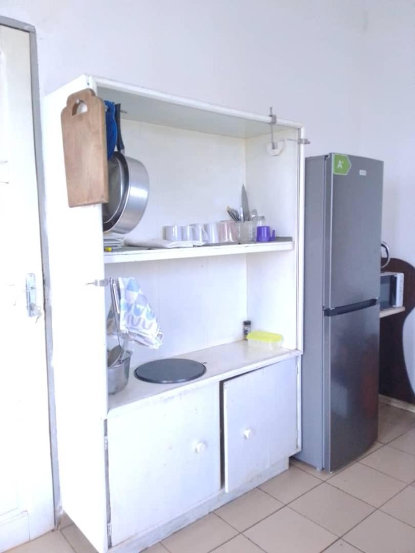 Appart Meuble Le Dakota Yaoundé エクステリア 写真