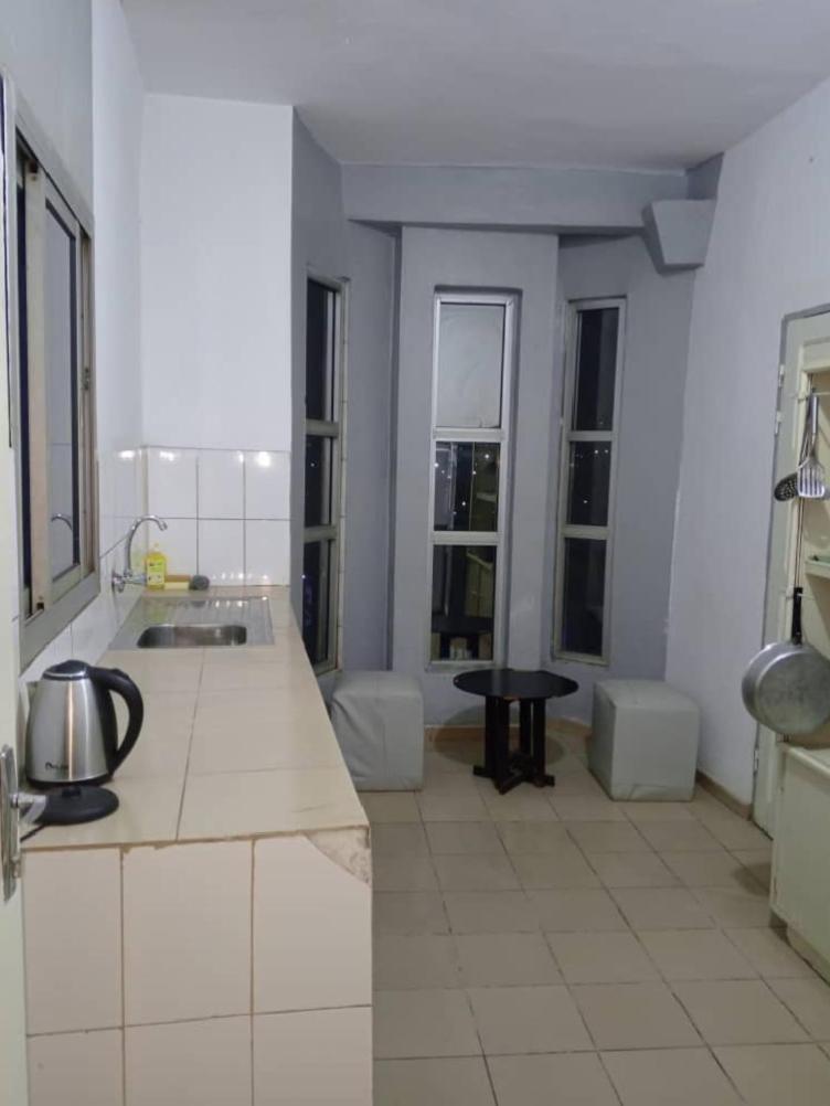 Appart Meuble Le Dakota Yaoundé エクステリア 写真