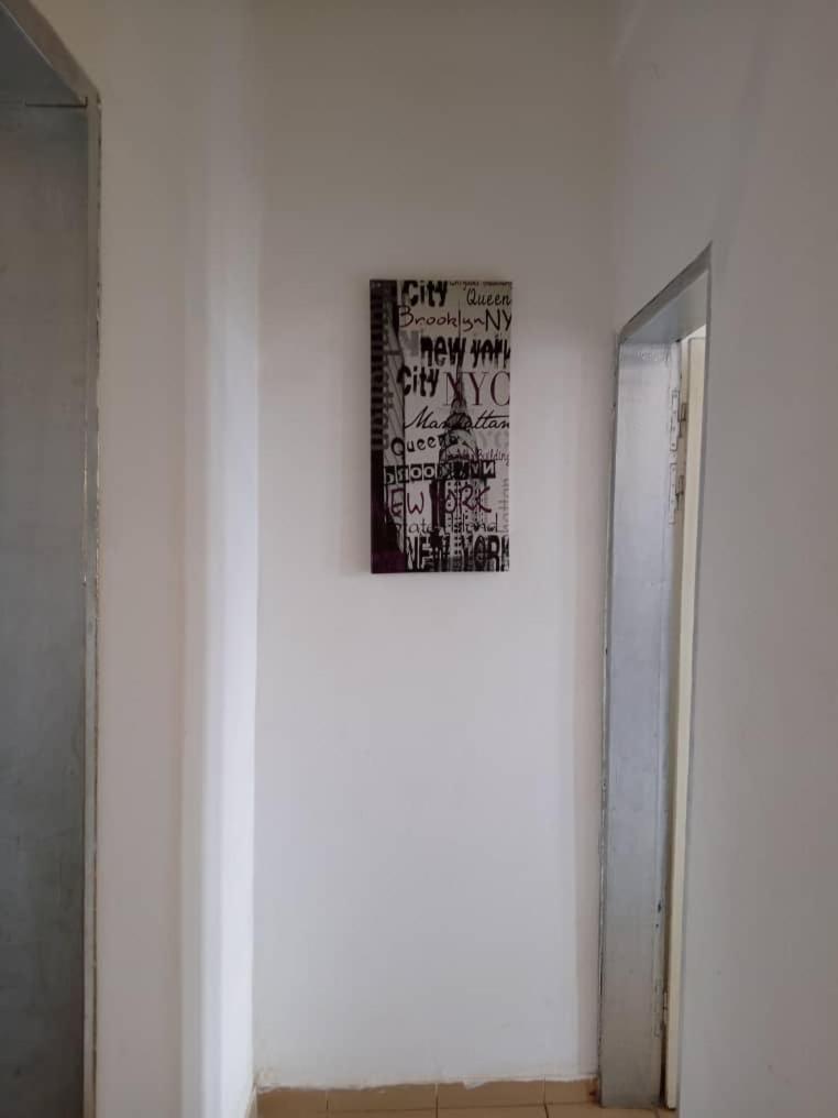 Appart Meuble Le Dakota Yaoundé 部屋 写真