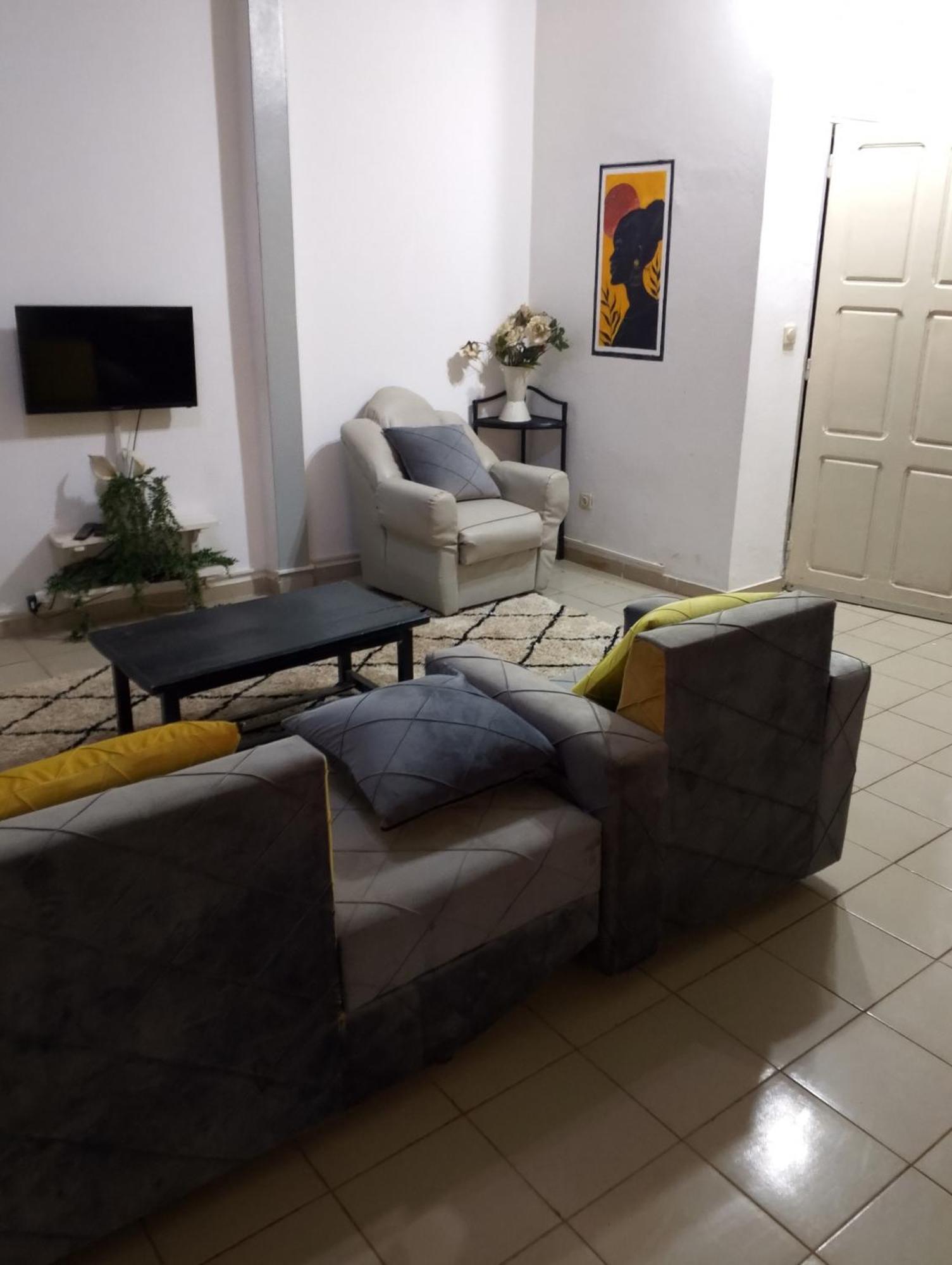 Appart Meuble Le Dakota Yaoundé 部屋 写真